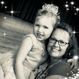 Meet your Posher, Gina